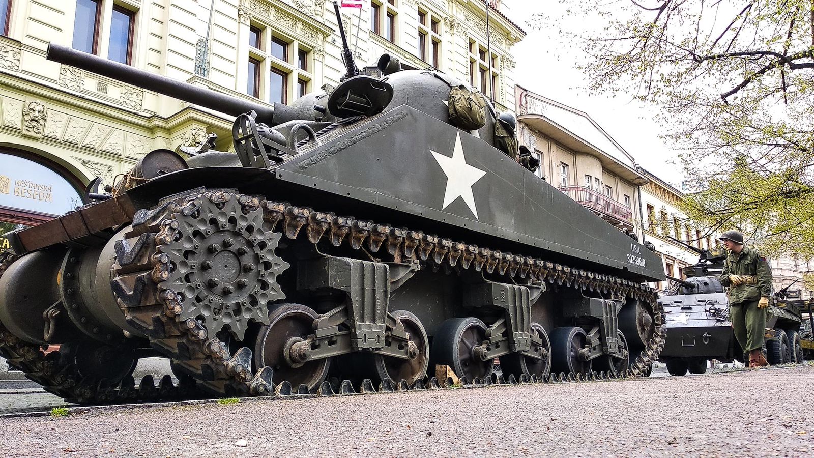 Slavnosti svobody 2021 - Historická vojenská technika (foto: V. Chaloupka / M. Pecuch, 6.-7.5.2021)