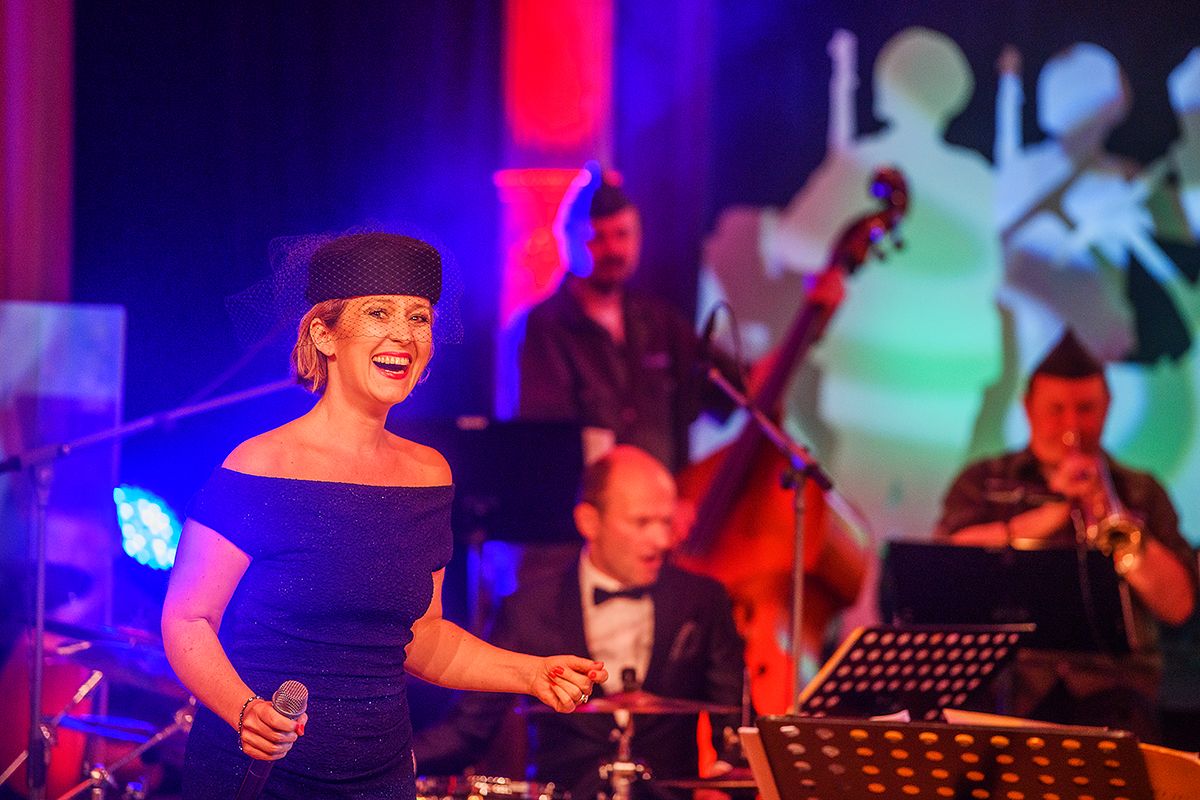 Slavnosti svobody 2021 - Atmosféra v ulicích a ve studiu (foto: M. Chaloupka, 7.5.2021)