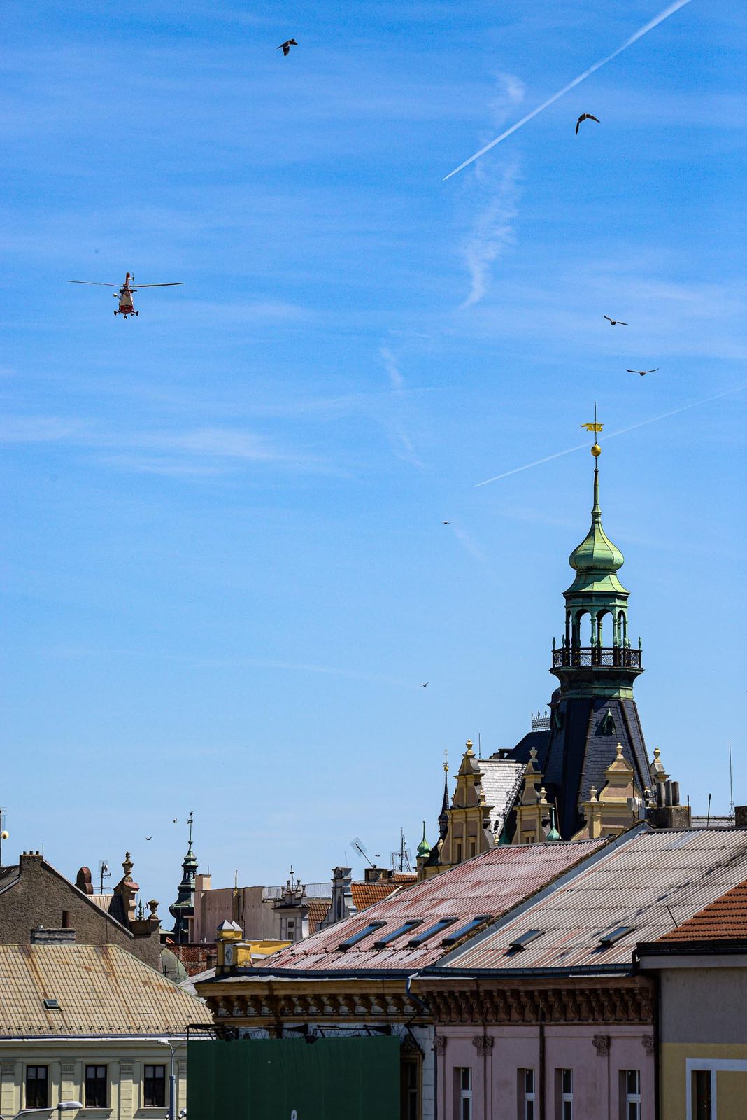 Slavnosti svobody 2021 - Přelety letadel a vrtulníku nad Plzni (foto: M. Pecuch, 9.5.2021)