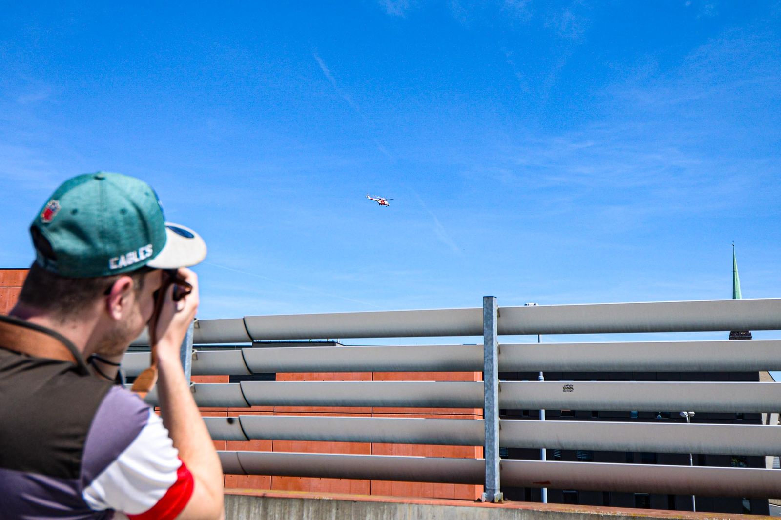 Slavnosti svobody 2021 - Přelety letadel a vrtulníku nad Plzni (foto: M. Pecuch, 9.5.2021)