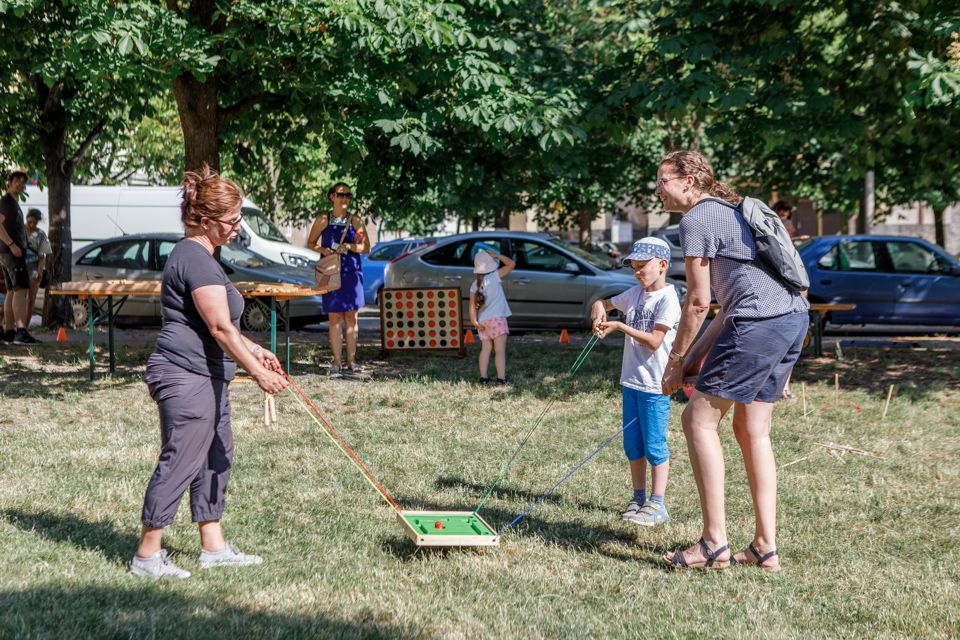 Olympiáda na Jiráskově náměstí (foto: Vít Štaif, 17.6.2021)