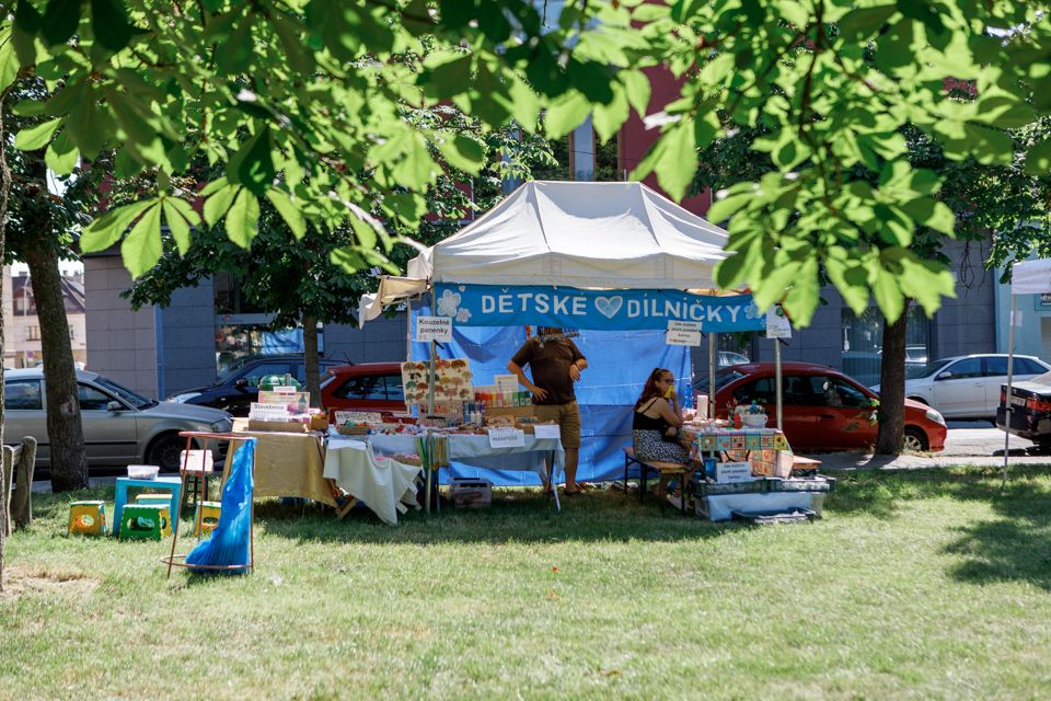 Olympiáda na Jiráskově náměstí (foto: Vít Štaif, 17.6.2021)