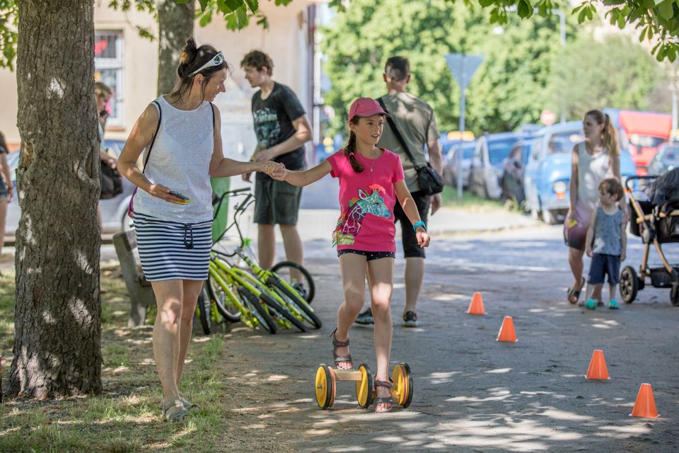 Olympiáda na Jiráskově náměstí (foto: Vít Štaif, 17.6.2021)