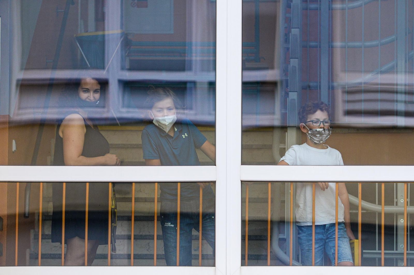 Primátor Martin Baxa popřál žákům 9. tříd mnoho štěstí v další životní etapě (foto: M. Pecuch, 30.6.2021)