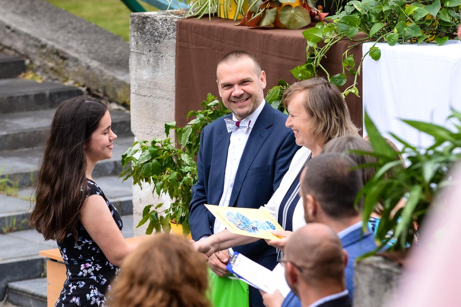 Primátor Martin Baxa popřál žákům 9. tříd mnoho štěstí v další životní etapě (foto: M. Pecuch, 30.6.2021)