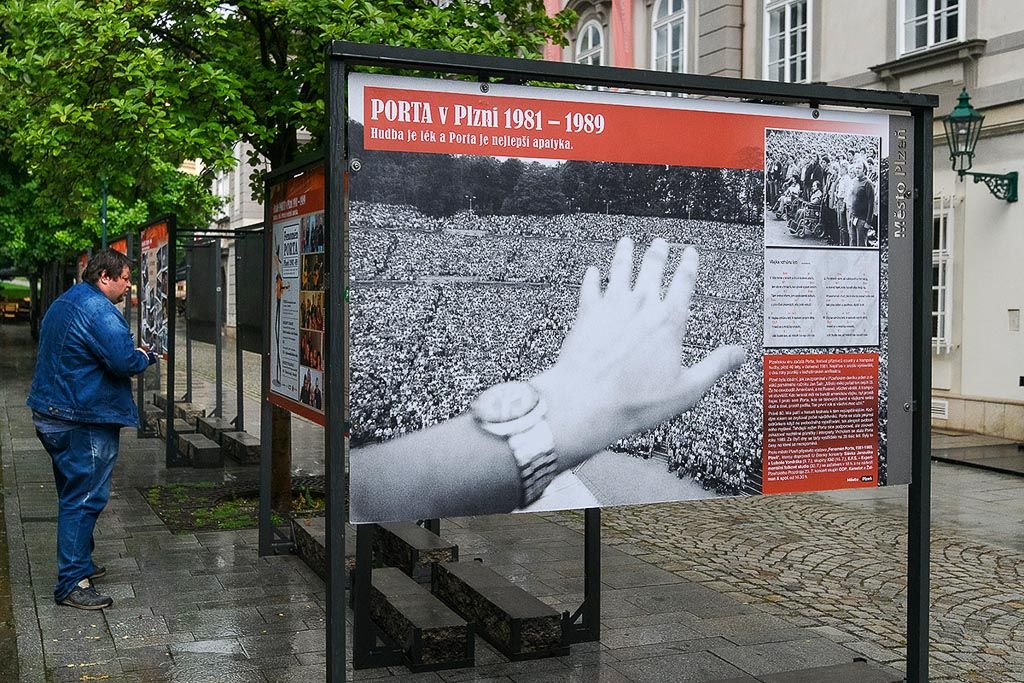 Plzeň si připomíná legendární festival Porta výstavou i koncerty (foto: M. Chaloupka, 8.7.2021)