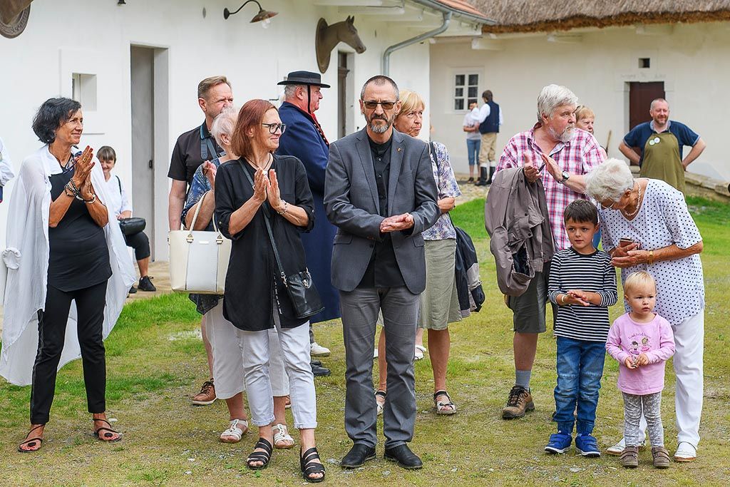 Centrem republikových dnů lidové architektury byl Selský dvůr U Matoušů (foto: M. Chaloupka, 17.7.2021)