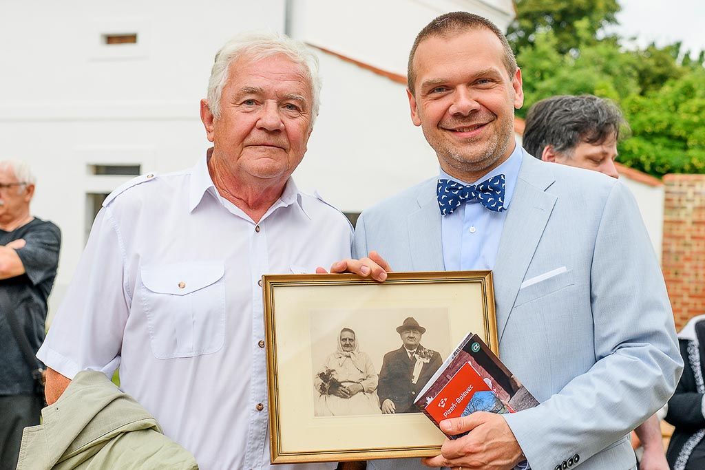 Centrem republikových dnů lidové architektury byl Selský dvůr U Matoušů (foto: M. Chaloupka, 17.7.2021)