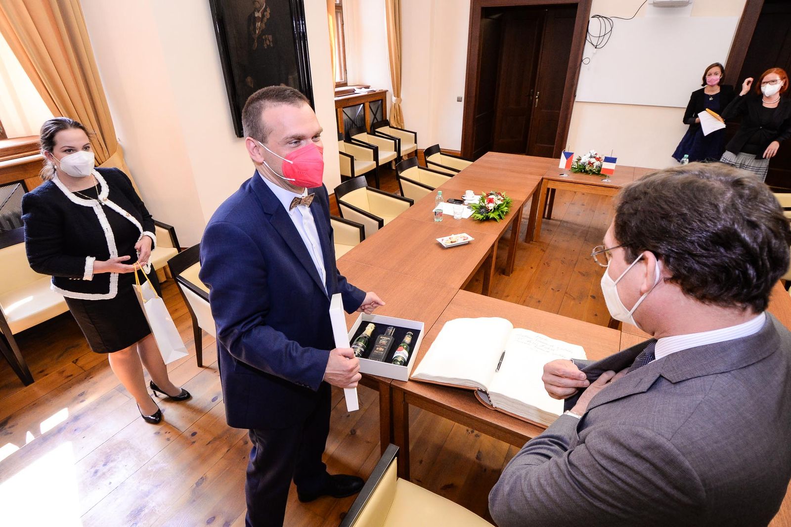 Spolupráce s Limoges i francouzsko-české předsednictví Radě EU byla témata jednání s francouzským velvyslancem (foto: M. Pecuch, 22.7.2021)