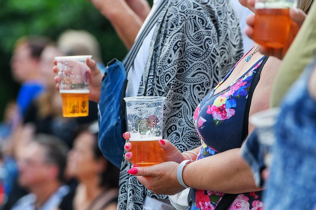 Lidé si užili koncert v Prazdroji vzpomínající na plzeňská léta festivalu Porta (foto: M. Chaloupka, 23.7.2021)