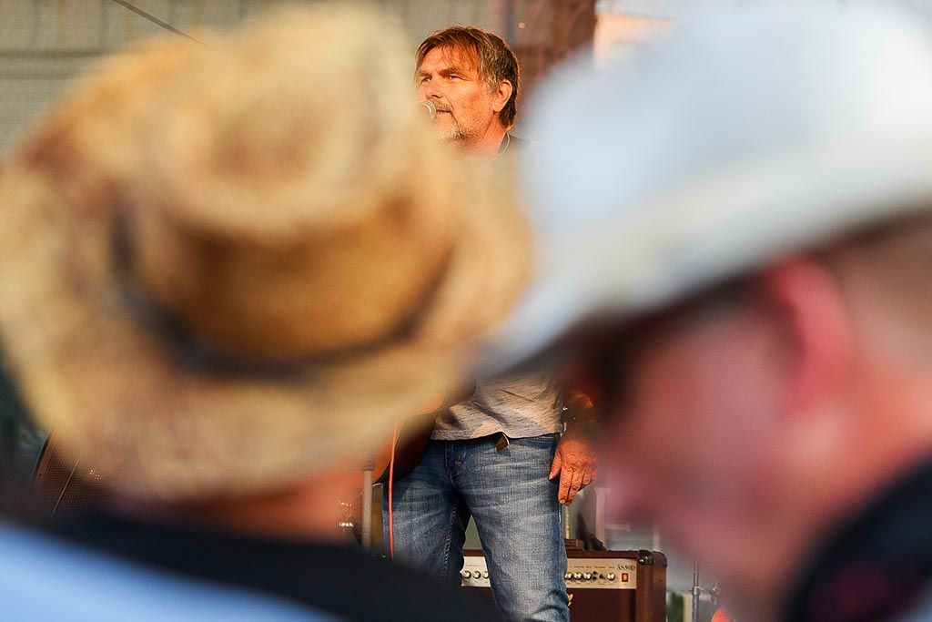 Lidé si užili koncert v Prazdroji vzpomínající na plzeňská léta festivalu Porta (foto: M. Chaloupka, 23.7.2021)