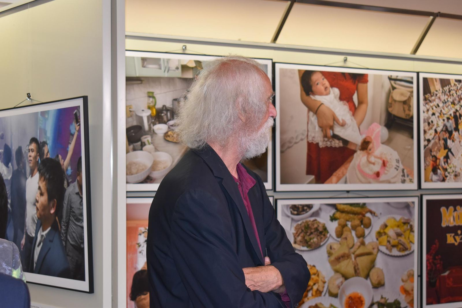 Jak se žije Vietnamcům v ČR? Odpovídá výstava v mázhauzu radnice (foto: A. Jarošová, 6.8.2021)