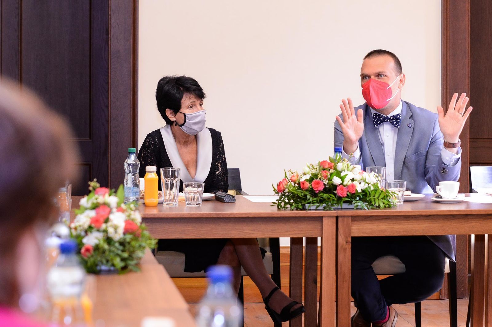 Vedení města se setkalo se zástupci seniorů (foto: M. Pecuch, 10.8.2021)