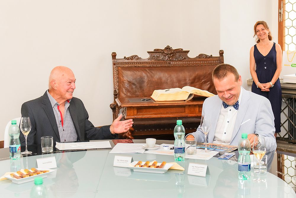 Přijetí olympionika Radka Šloufa (foto: M. Chaloupka, 22.8.2021)