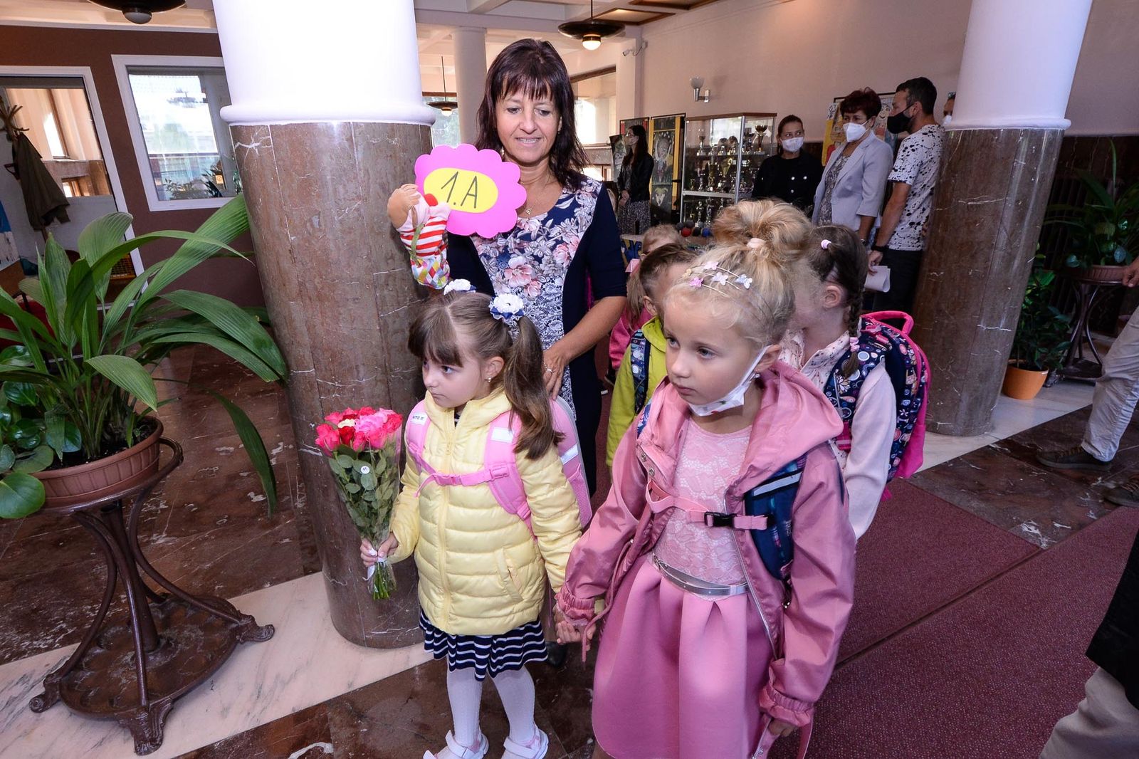 Plzeňské základní školy přivítaly 1600 prvňáčků (foto: M. Pecuch / E. Kriegerová, 1.9.2021)