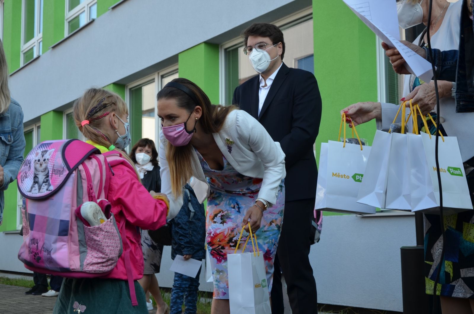 Plzeňské základní školy přivítaly 1600 prvňáčků (foto: M. Pecuch / E. Kriegerová, 1.9.2021)