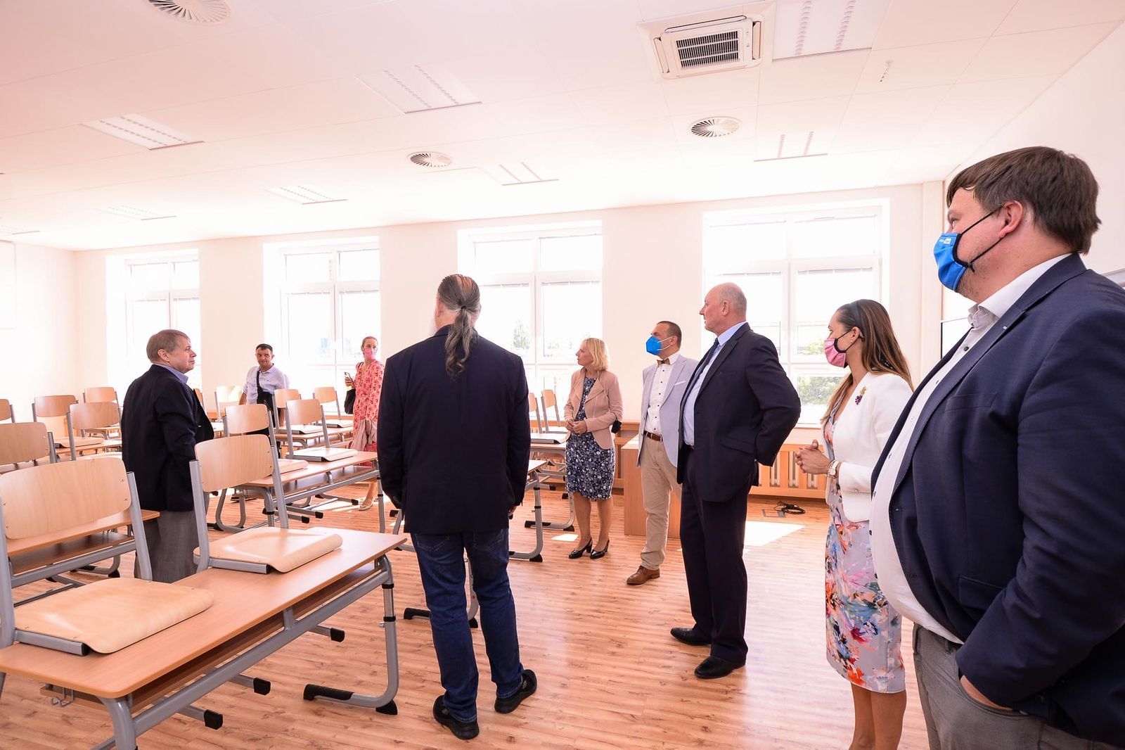 Slavnostní otevření nástavby a tzv. zelené střechy 20. ZŠ v Plzni (foto: M. Pecuch, 26.8. a 1.9.2021)