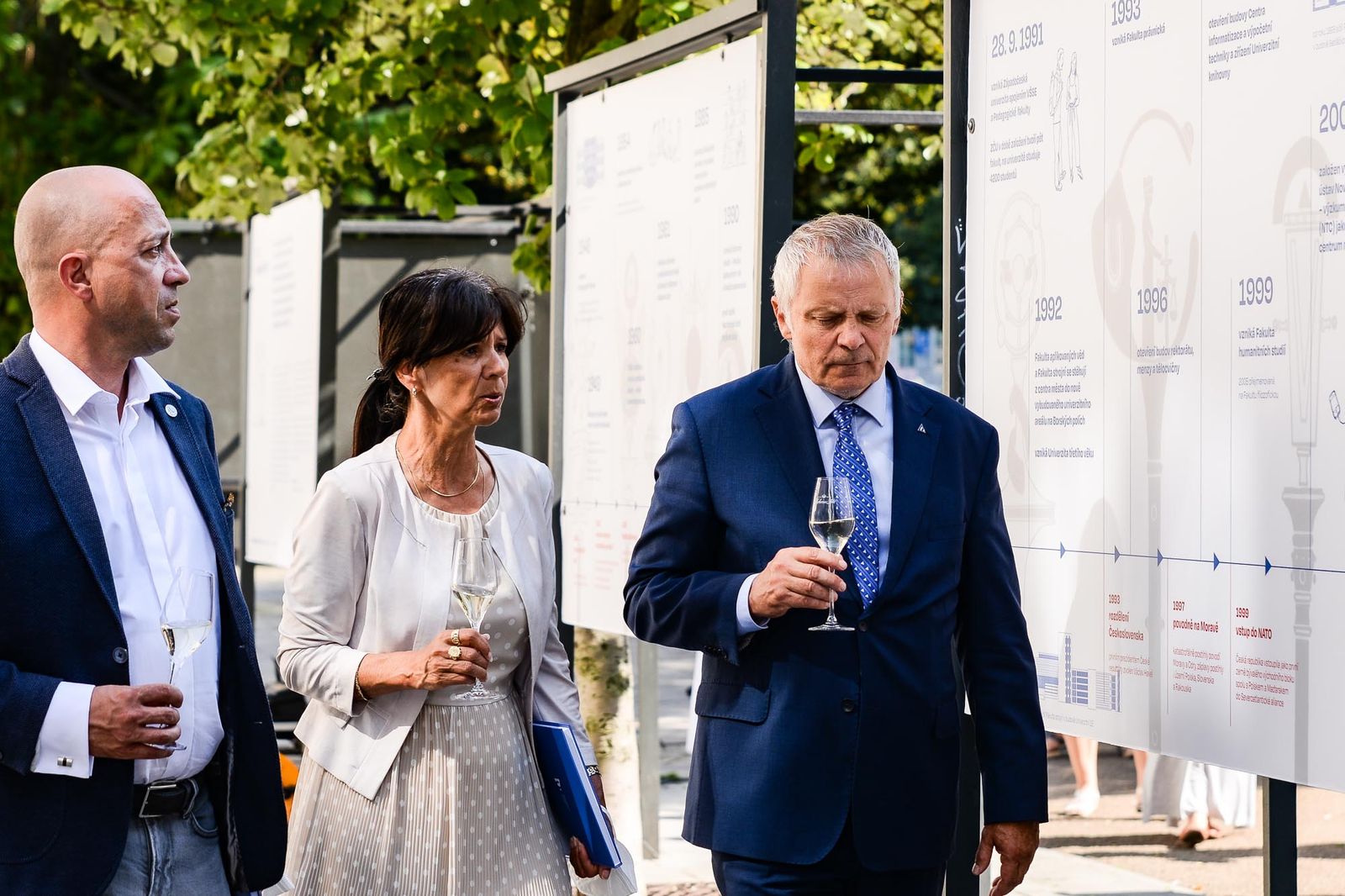 ZČU slaví 30 let, její historií provází výstava (foto: M. Pecuch, 6.9.2021)