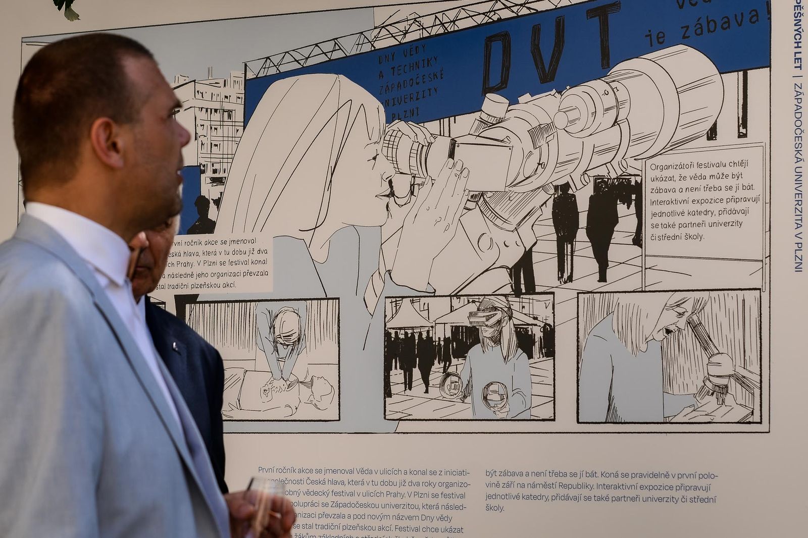 ZČU slaví 30 let, její historií provází výstava (foto: M. Pecuch, 6.9.2021)