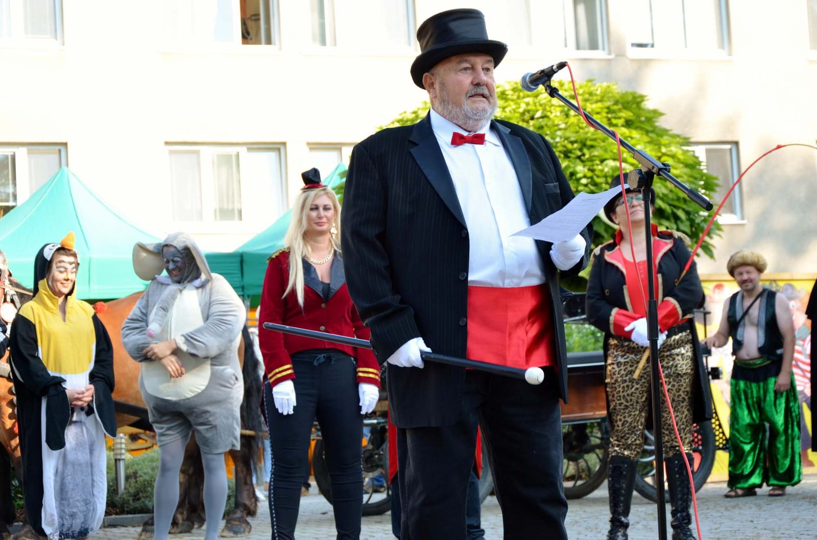 Městský ústav sociálních služeb uspořádal zahradní slavnost „Cirkus bude“ (foto: E. Kriegerová, 8.9.2021)