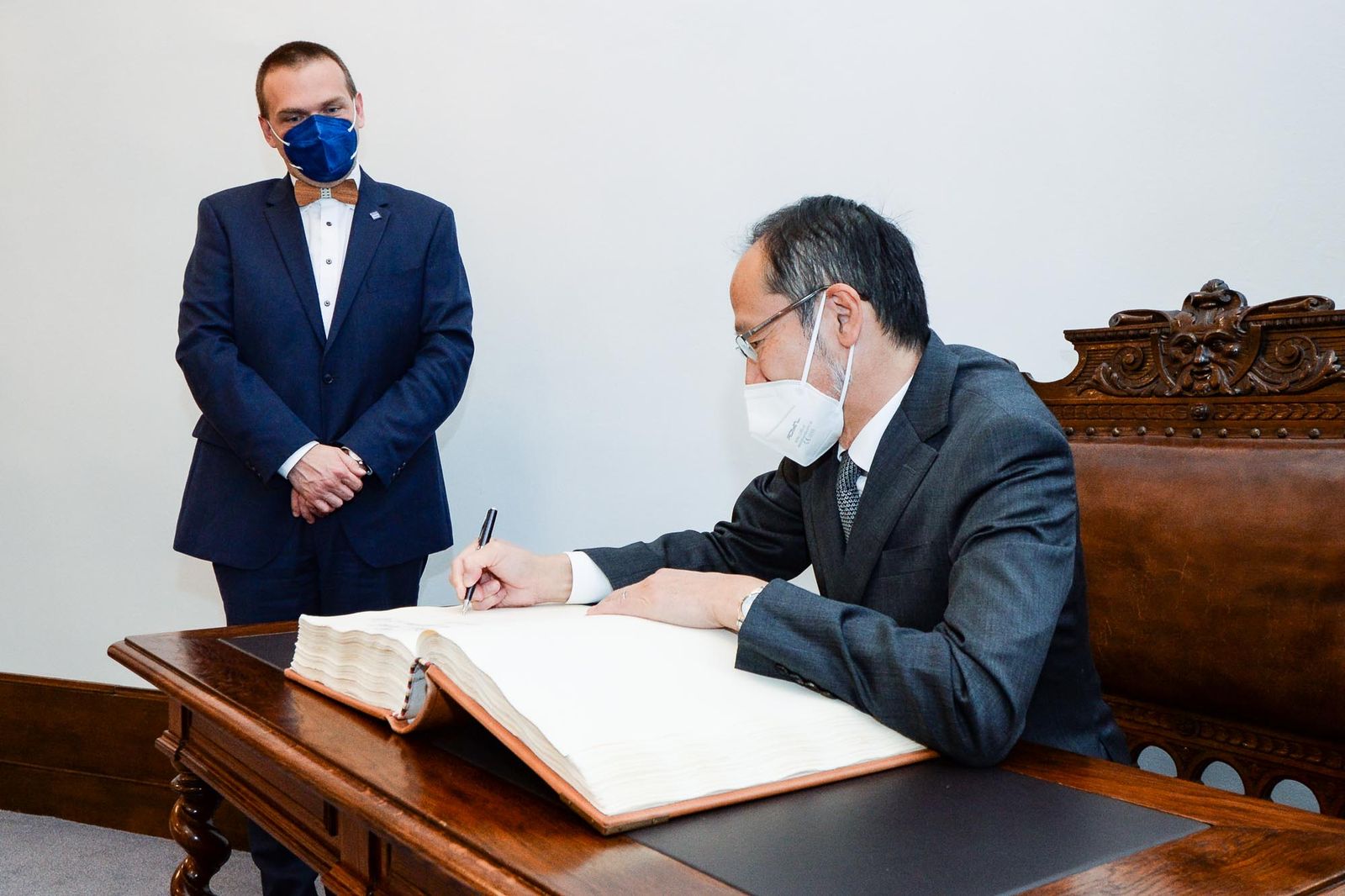 Japonský velvyslanec J. E. Hideo Suzuki zavítal do Plzně (foto: M. Pecuch, 24.9.2021)