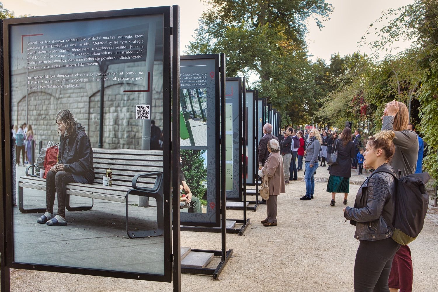 Výstava o bezdomovectví (foto: R. Muchka, 29.9.2021)