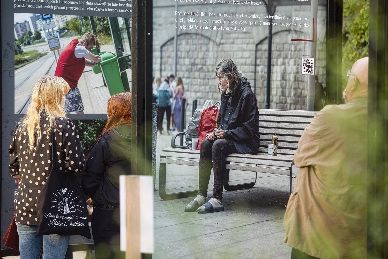Výstava o bezdomovectví (foto: R. Muchka, 29.9.2021)