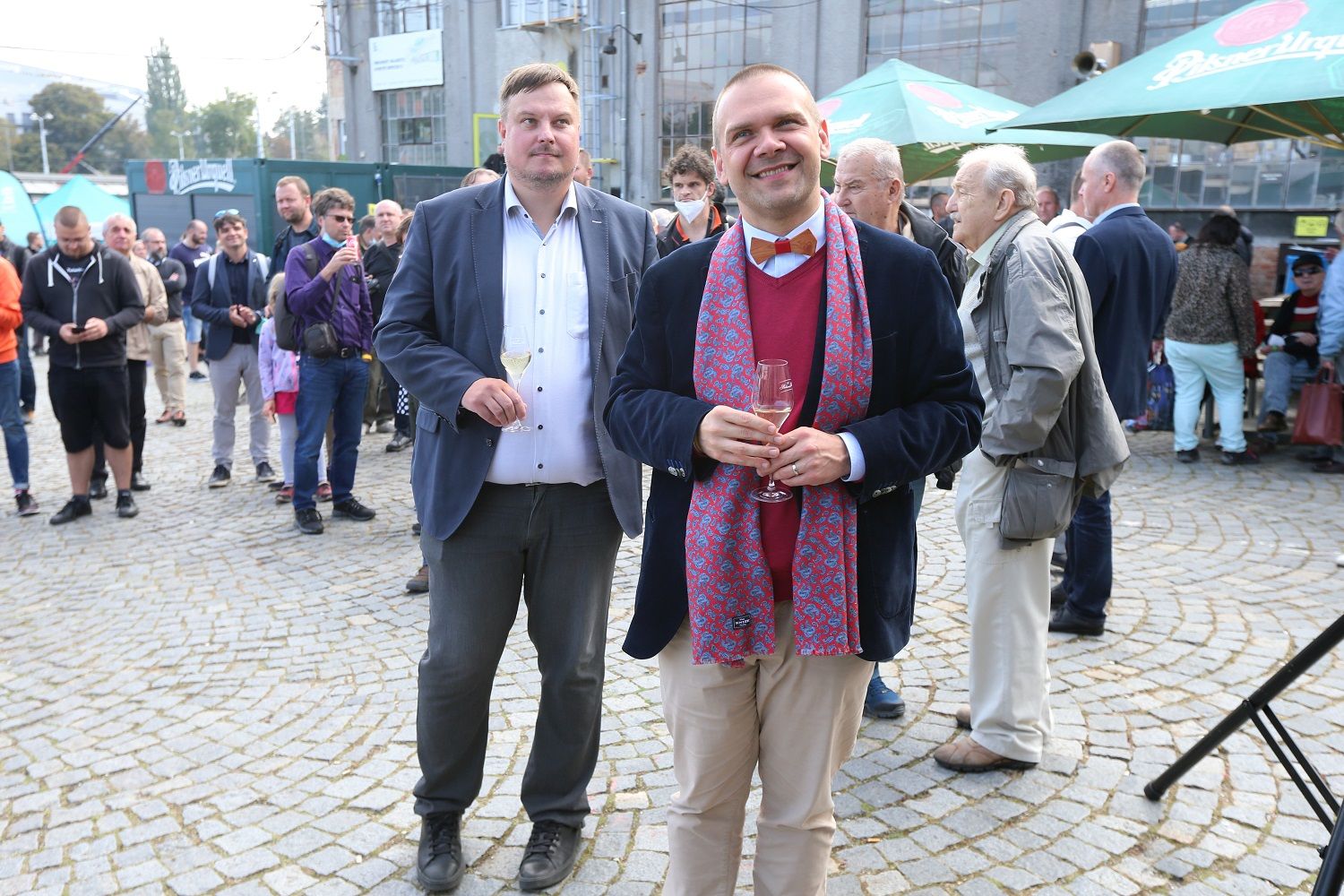 Plzeň oslavila dvě trolejbusová výročí výstavou vozidel i novými knihami (foto: P. Eret, 2.10.2021)