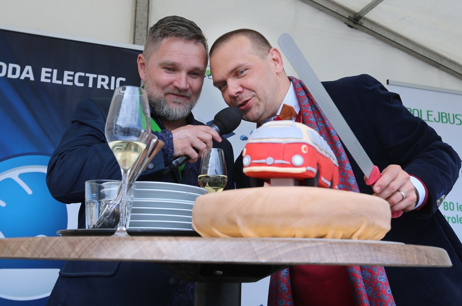 Plzeň oslavila dvě trolejbusová výročí výstavou vozidel i novými knihami (foto: P. Eret, 2.10.2021)