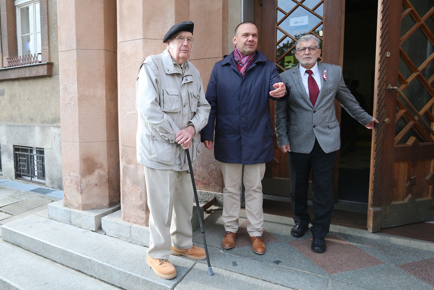 Gott, Zikmund, Horníček i bába radnická. Slavné petrohradské představuje výstava. Masarykova základní škola oslavila sto let od položení základního kamene (foto: P. Eret, 2.10.2021)