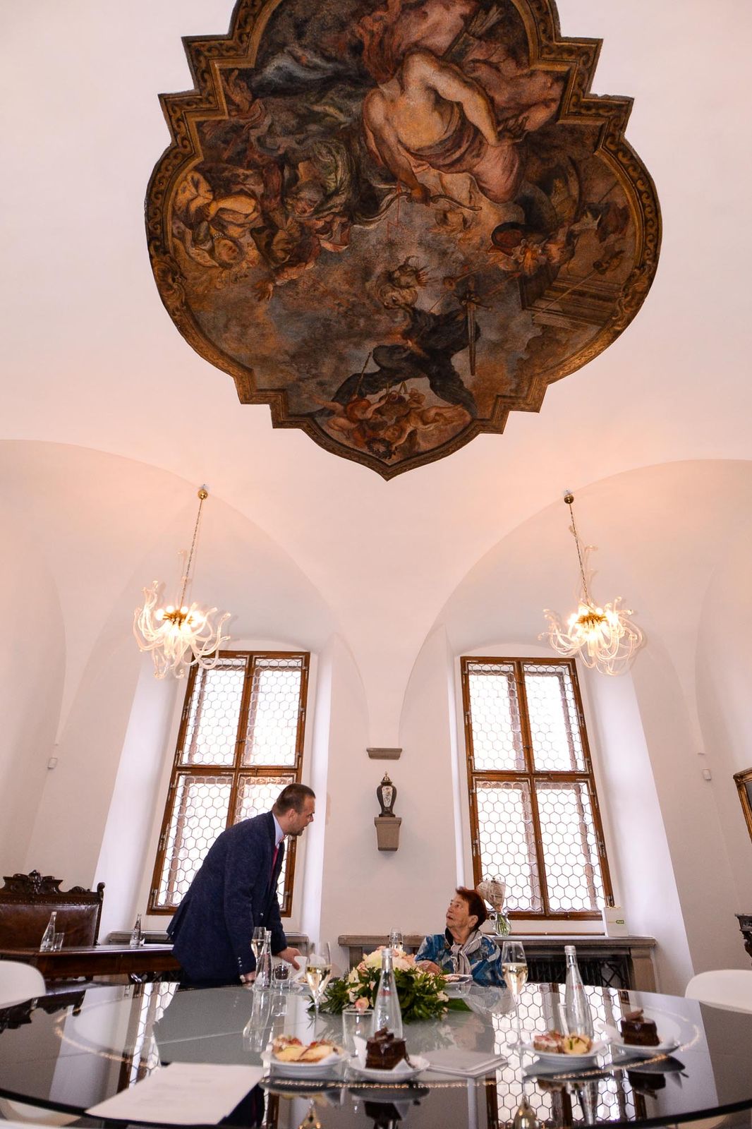 Primátor Martin Baxa se setkal s básnířkou a spisovatelkou Karlou Erbovou (foto: M. Pecuch, 14.10.2021)