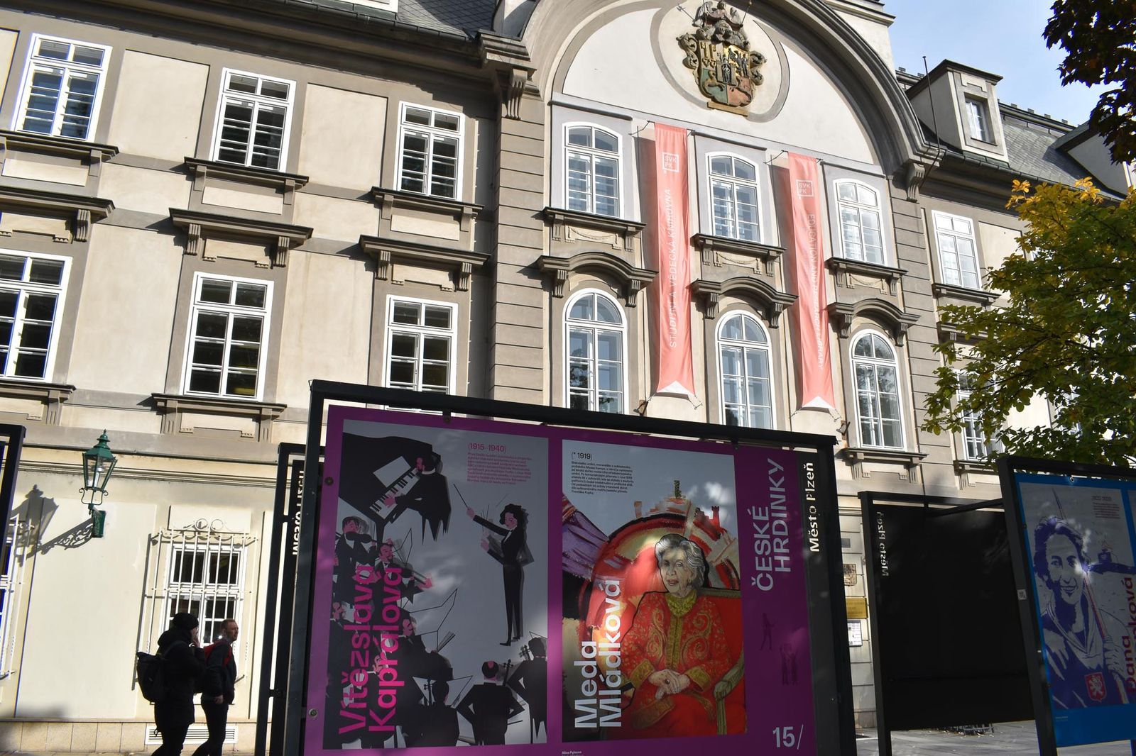 Výstava České hrdinky. Významné ženy české historie a současnosti (foto: A. Jarošová, 11.10.2021)