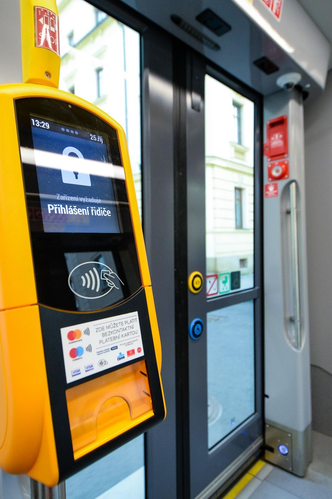 Nová tramvaj pro Plzeň (foto: M. Pecuch, 25.10.2021)