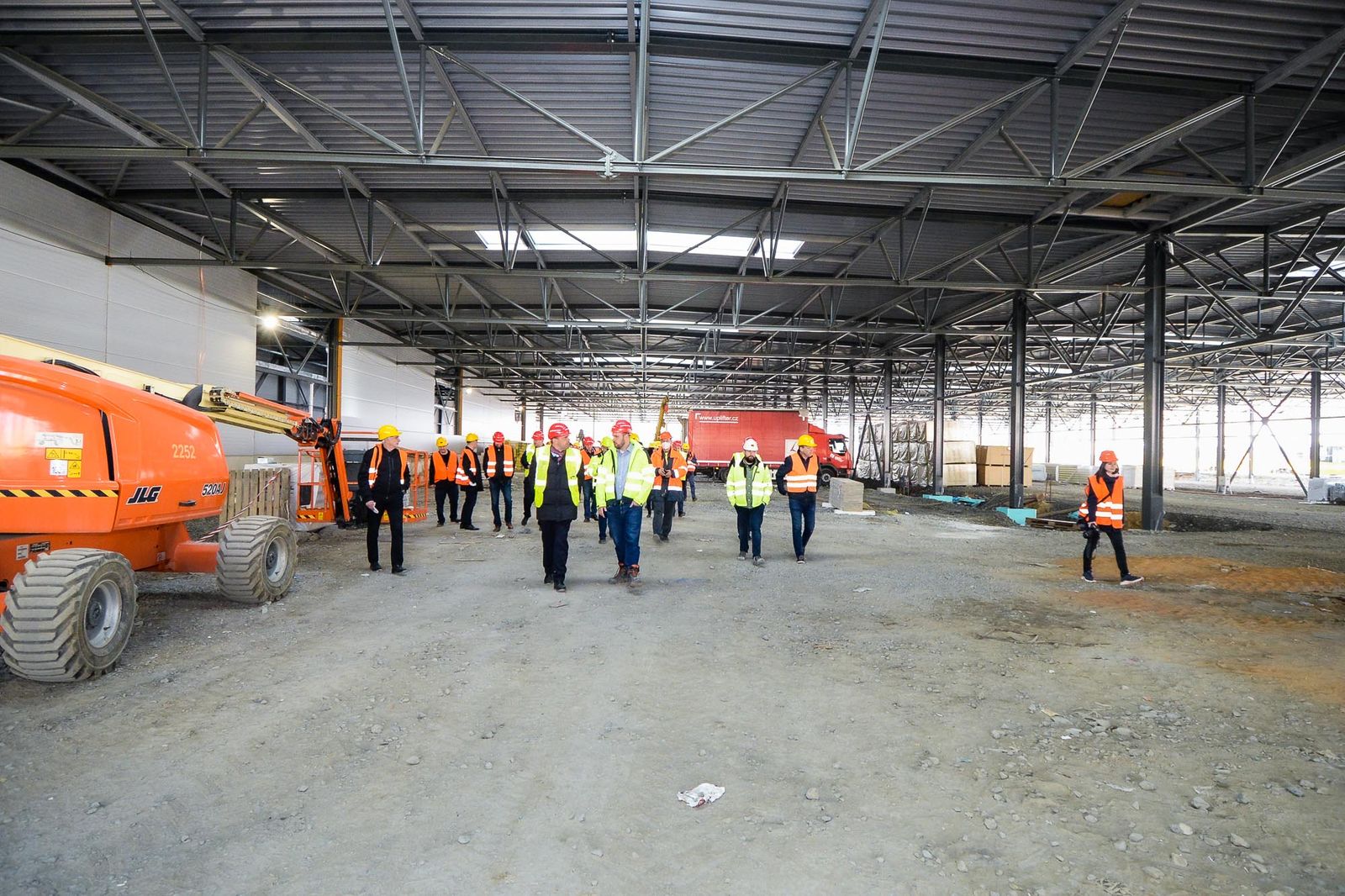 Nová tramvaj pro Plzeň (foto: M. Pecuch, 25.10.2021)