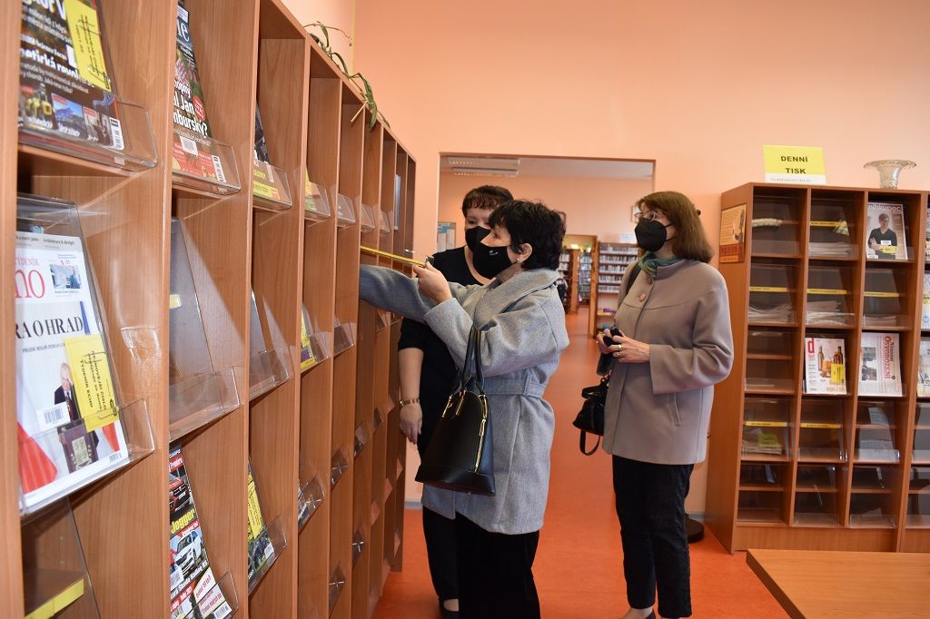 Obvodní knihovny jsou důležitými komunitními centry (foto: H. Josefová, 21.10.2021)