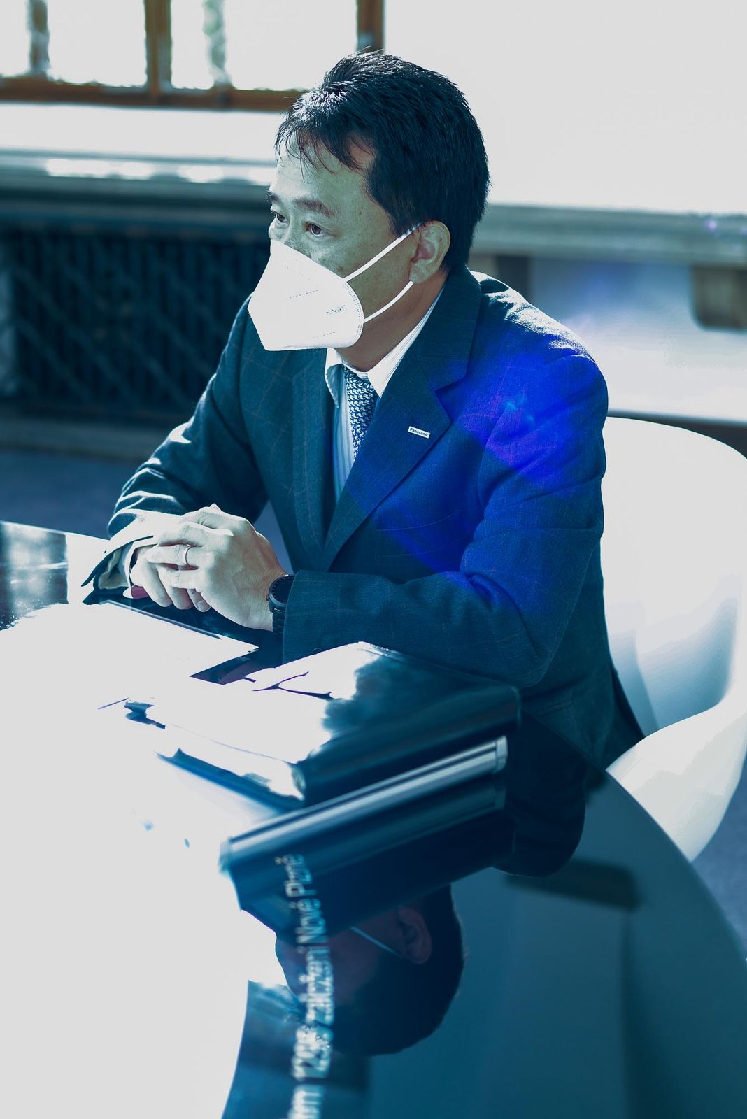 Nový ředitel Hiromichi Kamishibahara představil primátorovi Baxovi záměry společnosti Panasonic v Plzni (foto: M. Pecuch, 27.10.2021)