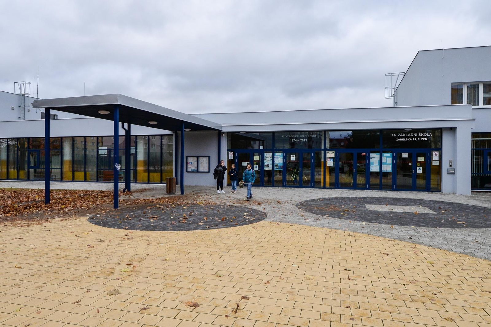 14. základní škola po rekonstrukci (foto: M. Pecuch, 4.11.2021)