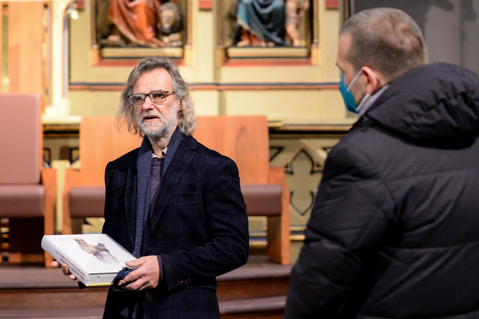 Primátor Martin Baxa převzal v katedrále sv. Bartoloměje repliku Plzeňské madony (foto: M. Pecuch, 3.12.2021)