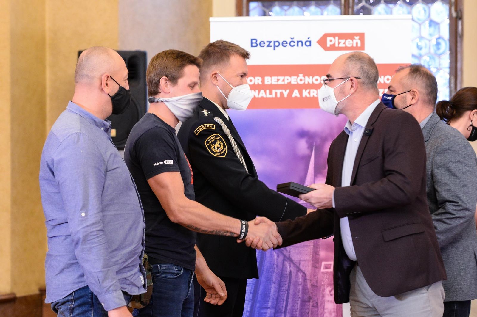 Plzeň ocenila osobnosti za mimořádné činy při záchraně lidského života a majetku