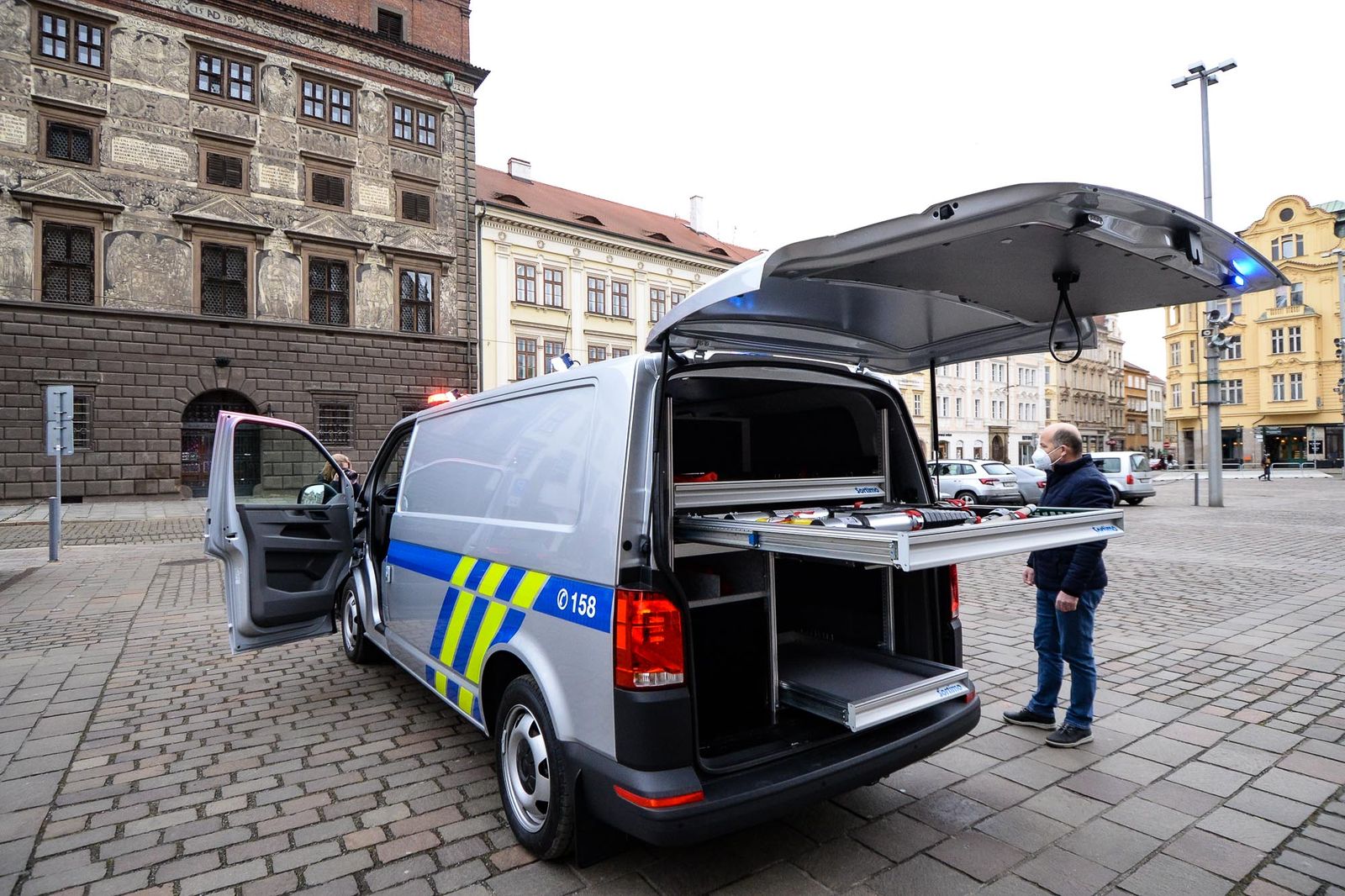 Město Plzeň poskytlo jeden milion korun na nákup nového policejního vozidla (foto: M. Pecuch, 1.2.2022)