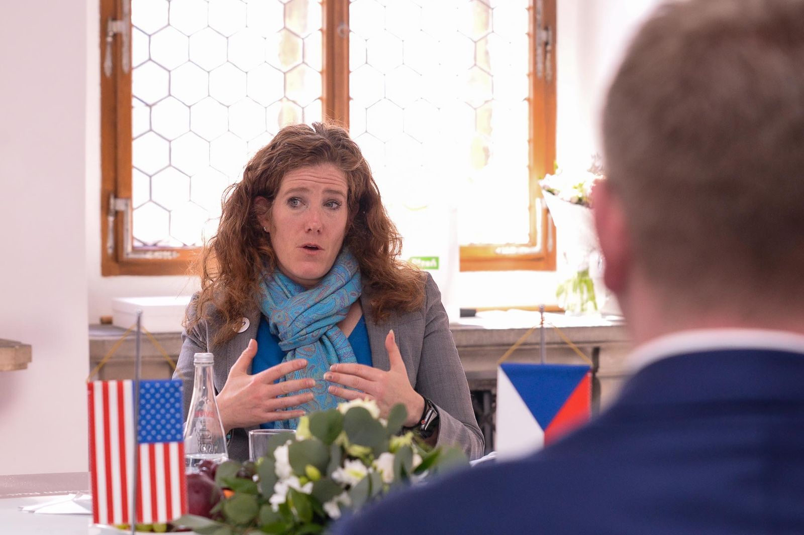 Plzeňský primátor Šindelář přijal chargé d’affaires velvyslanectví USA Jennifer Bachus (foto: M. Pecuch, 8.3.2022)