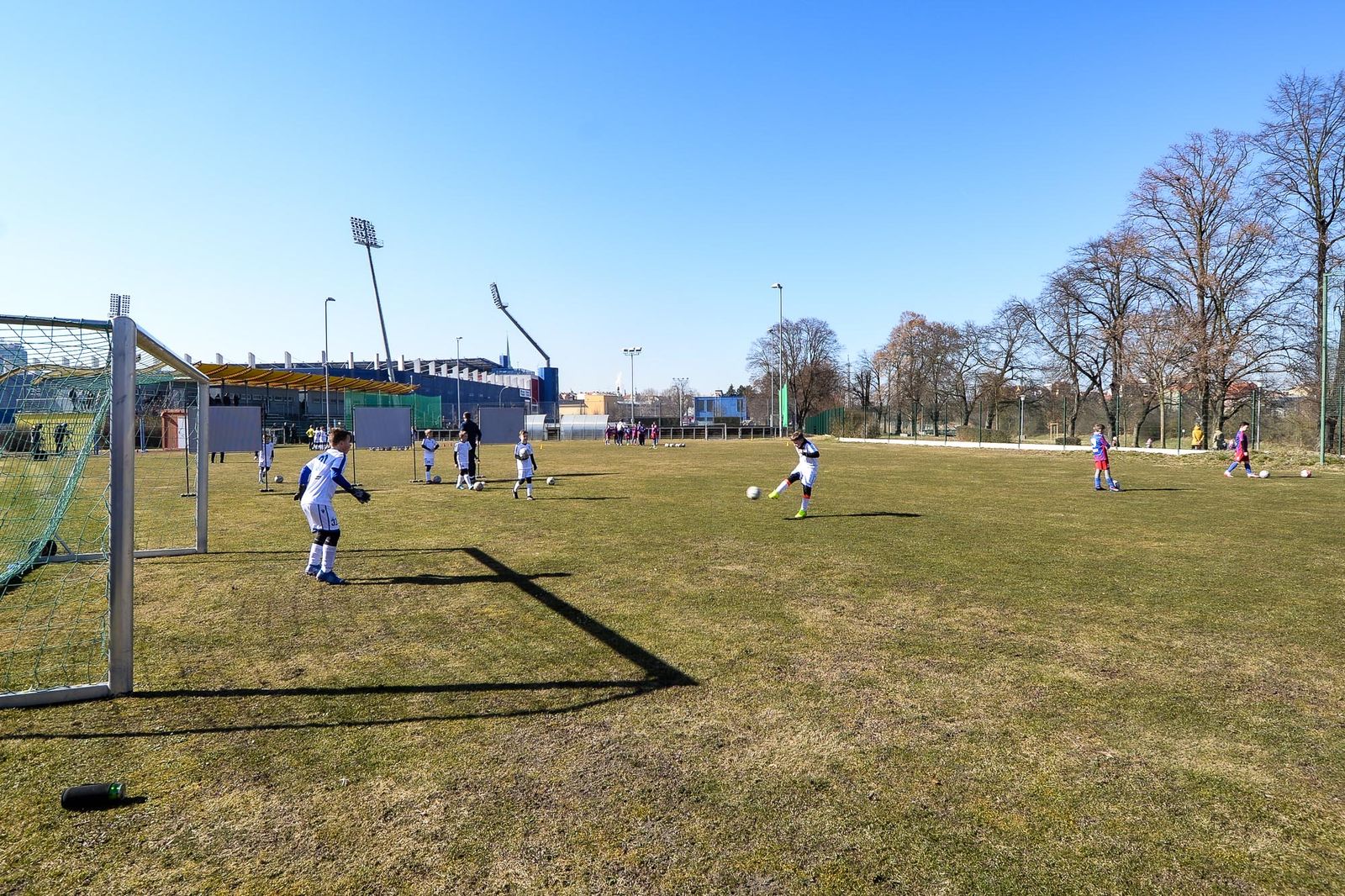 Představení projektu nového moderní zázemí tréninkového centra mládeže (foto: M. Pecuch, 9.3.2022)