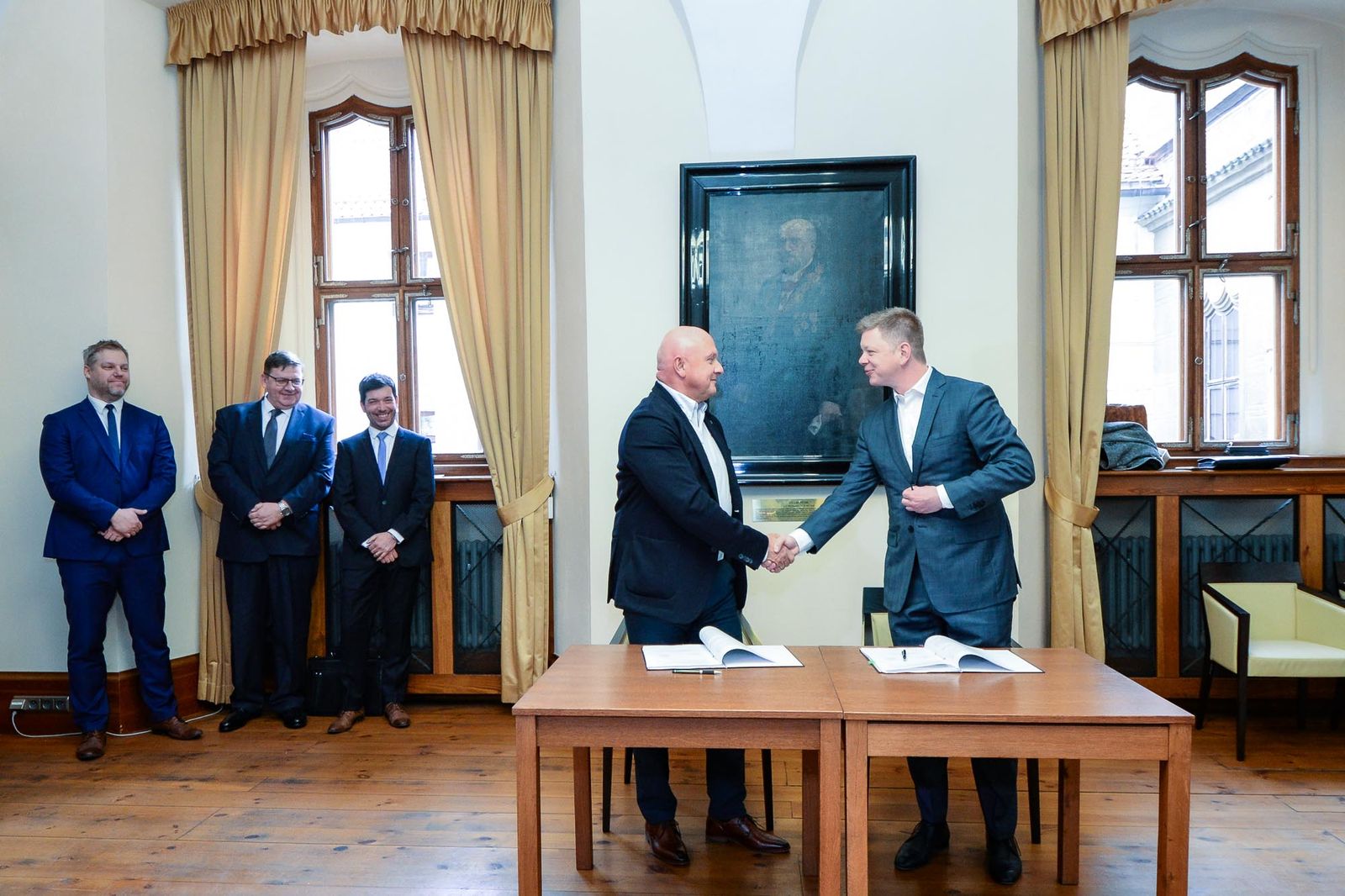 Podpis smlouvy o vybudování úpravny vody pro Velký bolevecký rybník (foto: M. Pecuch,15.3.2022)