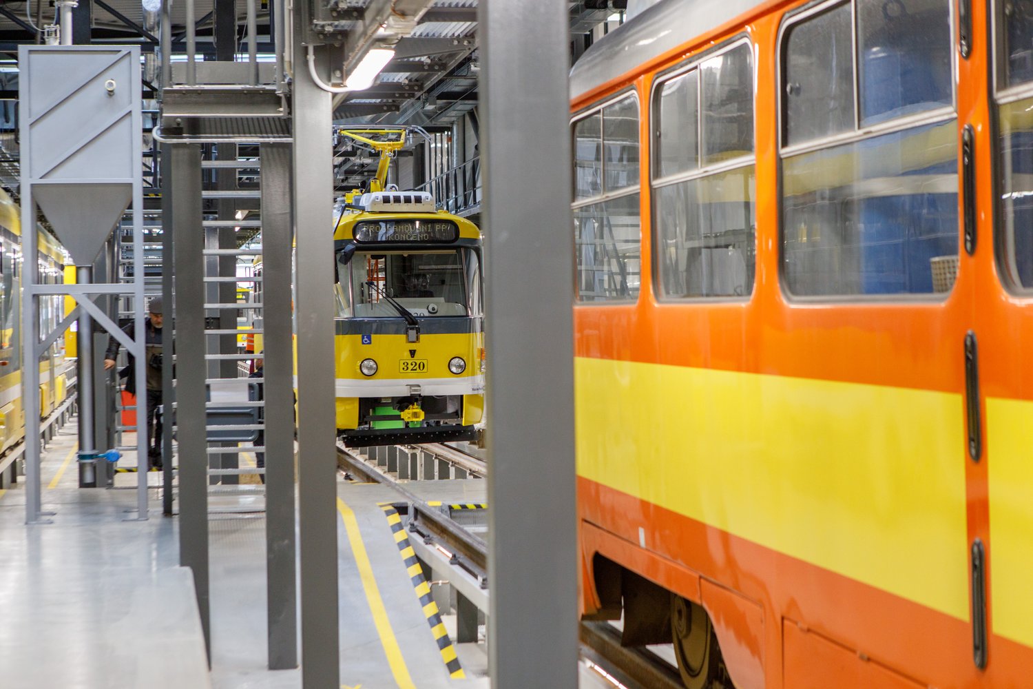 První hala nové Vozovny Slovany (foto: Vít Štaif, 7.4.2022)