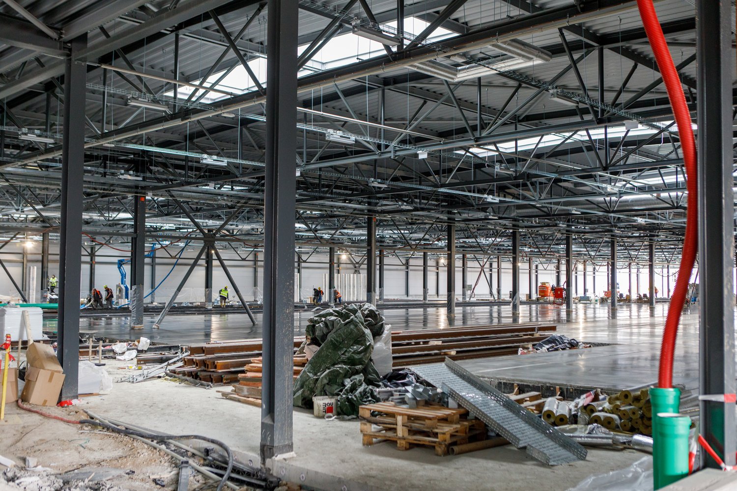 První hala nové Vozovny Slovany (foto: Vít Štaif, 7.4.2022)
