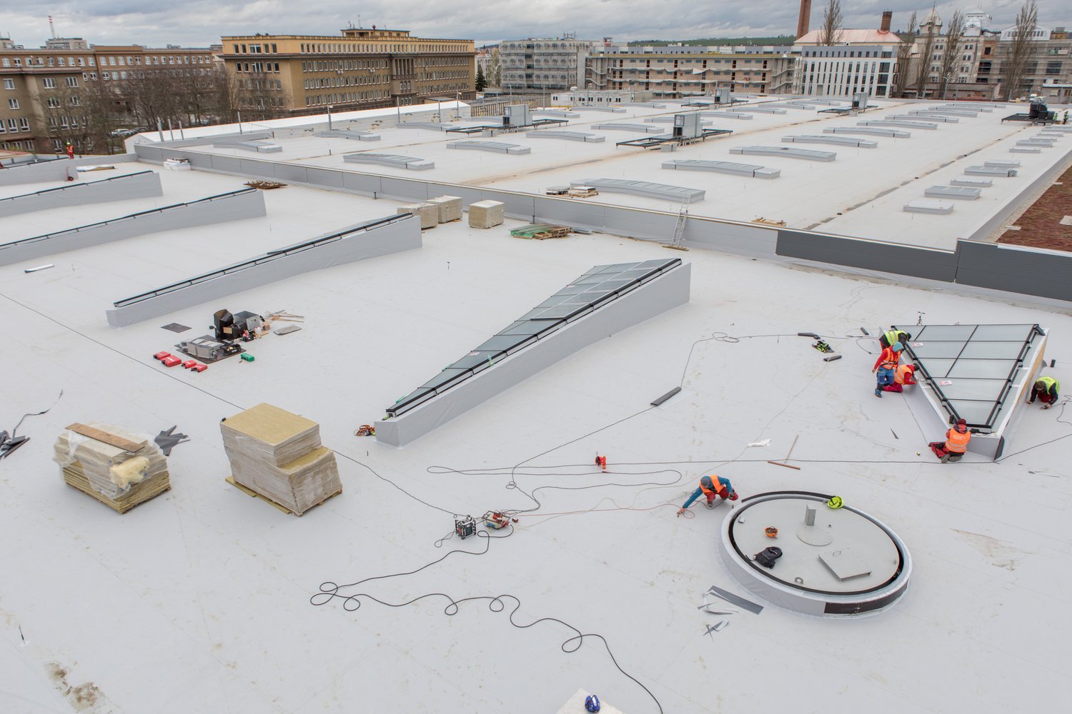 První hala nové Vozovny Slovany (foto: Vít Štaif, 7.4.2022)