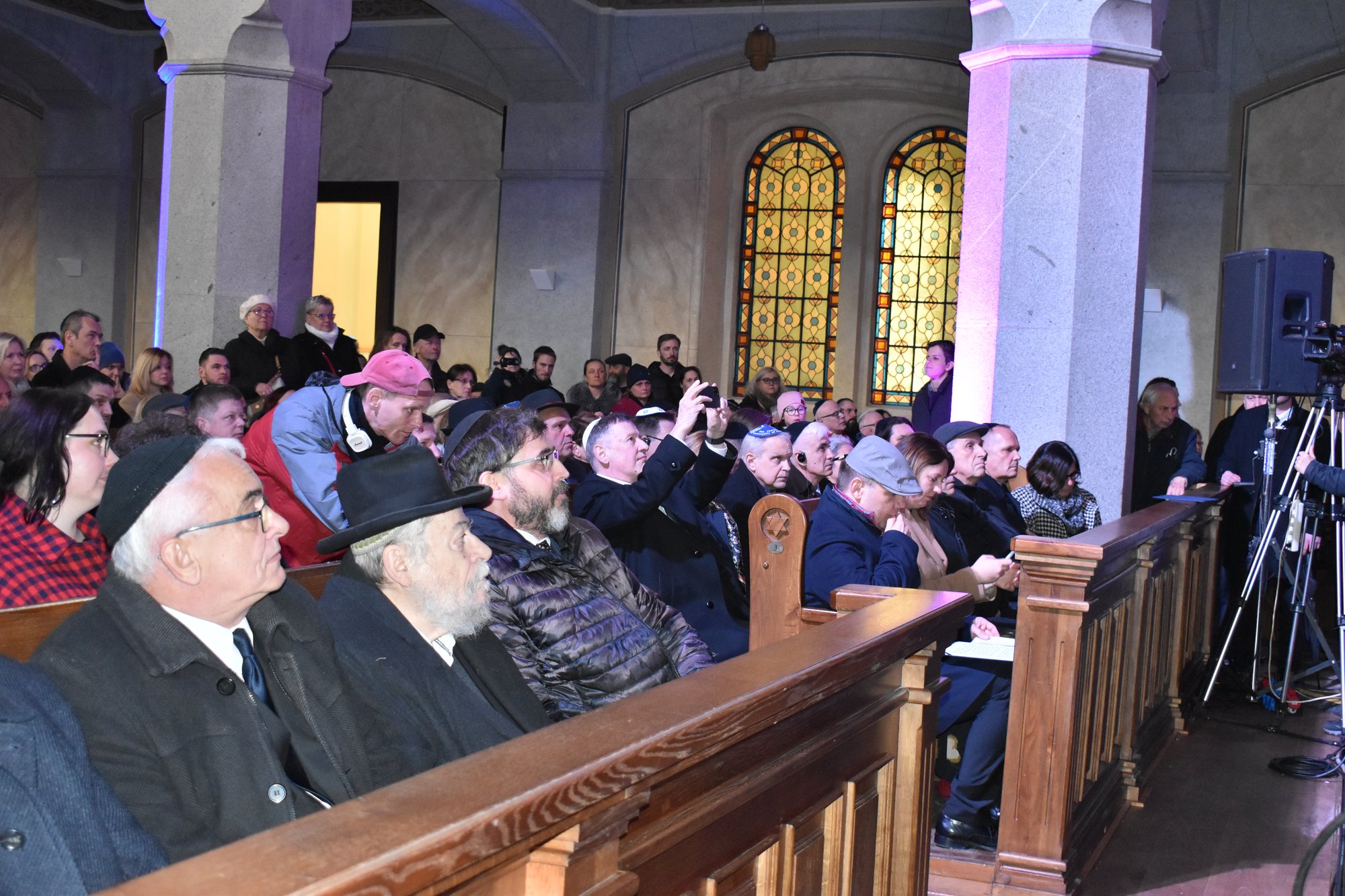 Otevření Velké synagogy v Plzni (foto: A. Jarošová, 10.4.2022)