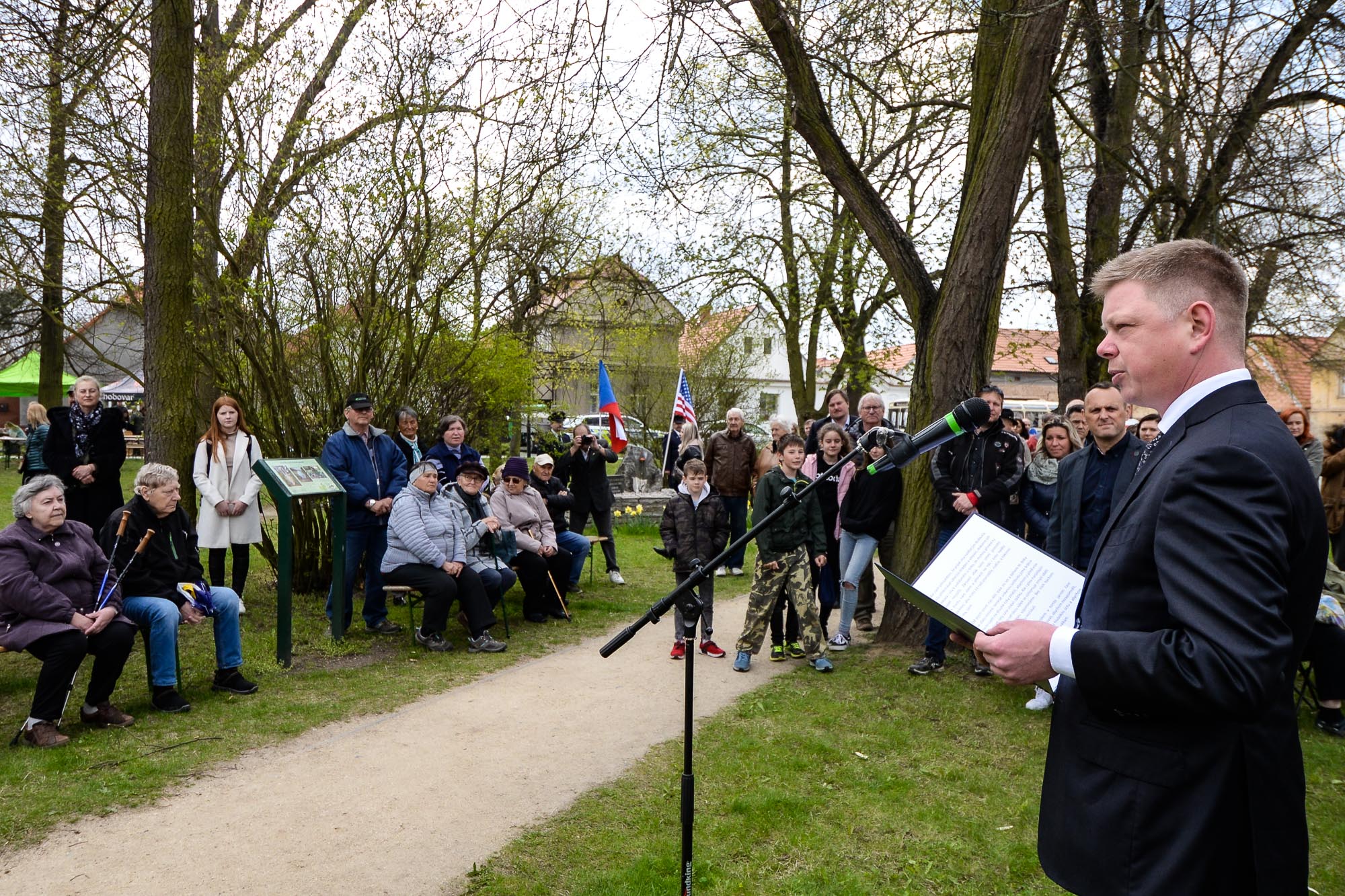 Slavnosti svobody 2022 - Pietní akty v Křimicích (foto: M. Pecuch, 23.4.2022)