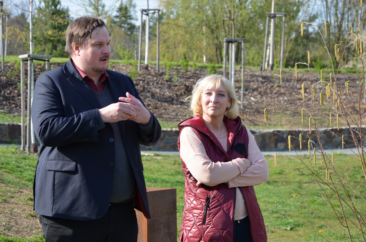 V prostoru bývalého hřiště BMX na okraji sídliště Košutka vznikl nový park Podzemník, který zrealizovala Správa veřejného statku města Plzně na základě přání občanů. Na okraji jednoho z největších plzeňských sídlišť tak vznikla nová skoro 2,5 hektaru velká parková plocha. (foto: E. Kriegerová, 28.4.2022)