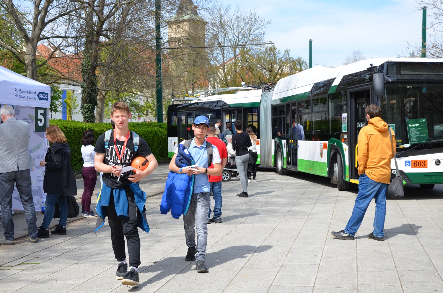Festival Zelené město ukázal Plzeňanům, jak ochránit přírodu ve městě (foto: E. Kriegerová, 29.4.2022)